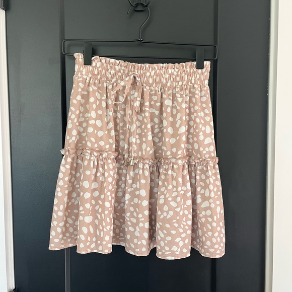Cream and Tan Bubble Mini Skirt with Smocked Tie Front - Picture 1 of 3